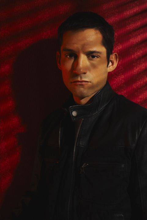 (7. Staffel) - FBI-Agent Danny Taylor (Enrique Murciano) konzentriert seine ganze Kraft in die Suche der Vermissten ... - Bildquelle: Warner Bros. Entertainment Inc.