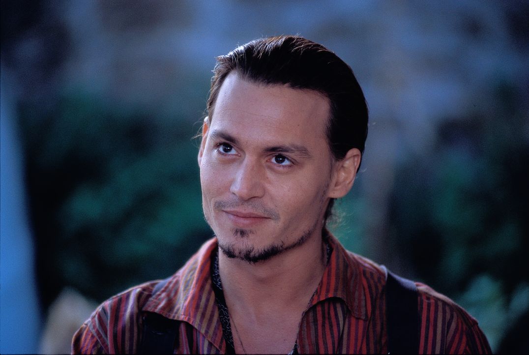 Roux (Johnny Depp) - Bildquelle: David Appleby Paramount Pictures and Miramax. All Rights Reserved. / David Appleby