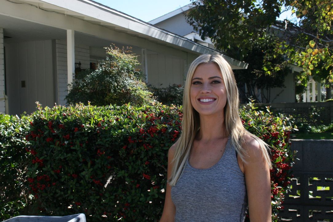 Christina und ihr Mann bekommen ein spannendes Angebot, doch können sie mit diesem Haus auch einen Gewinn einfahren? - Bildquelle: 2015,HGTV/Scripps Networks, LLC. All Rights Reserved
