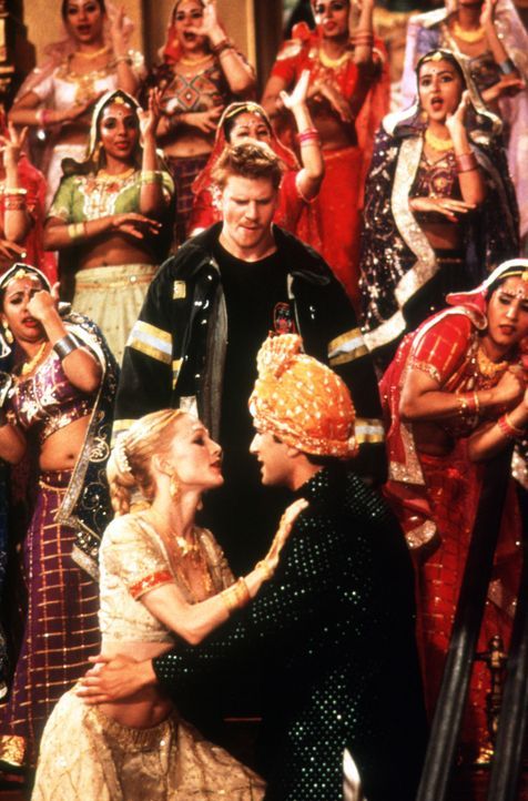 Nehmen es mit den Neurosen der New Yorker Highclass auf: der indische Tanzlehrer Ramu Gupta (Jimi Mistry, r.) und Pornostar Sharonna (Heather Graham... - Bildquelle: Universal Pictures