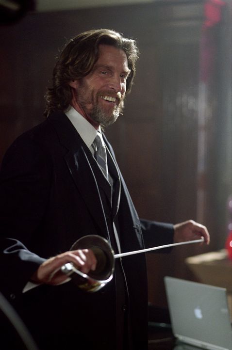 Süchtig nach Macht: Lionel Luthor (John Glover) ... - Bildquelle: Warner Bros.