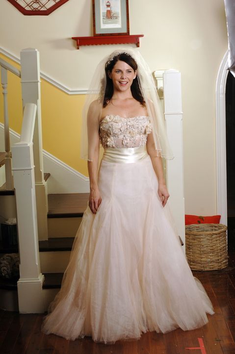 Nachdem Lorelai (Lauren Graham) endlich ihr Hochzeitskleid gefunden hat, laufen auch die anderen Vorbereitungen wie von selbst ... - Bildquelle: Copyright Warner Brother International Television