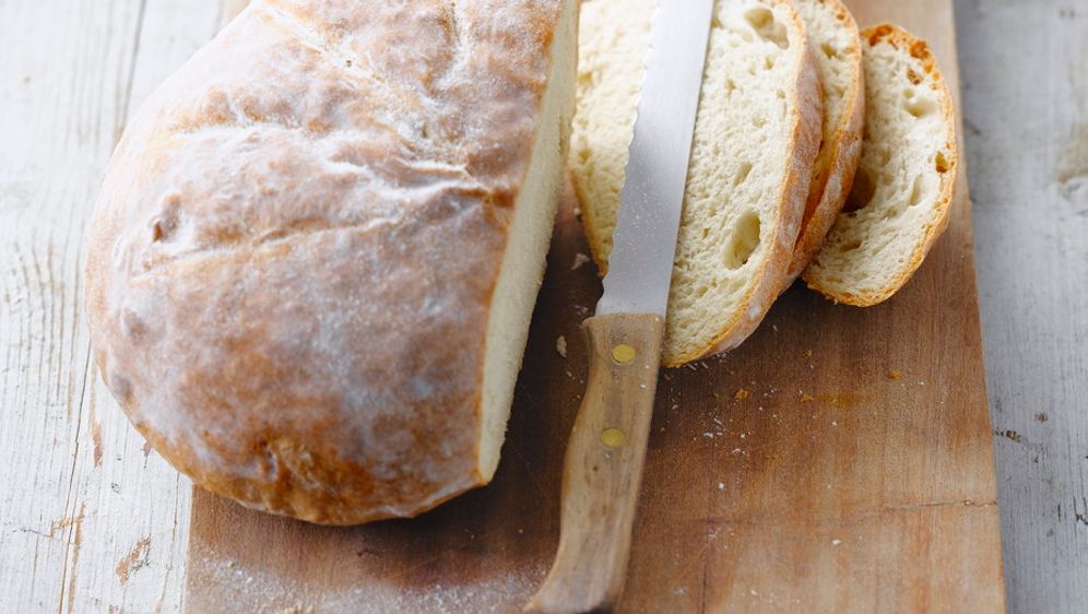 Weißbrot aus Hefeteig | Rezept aus Enie backt