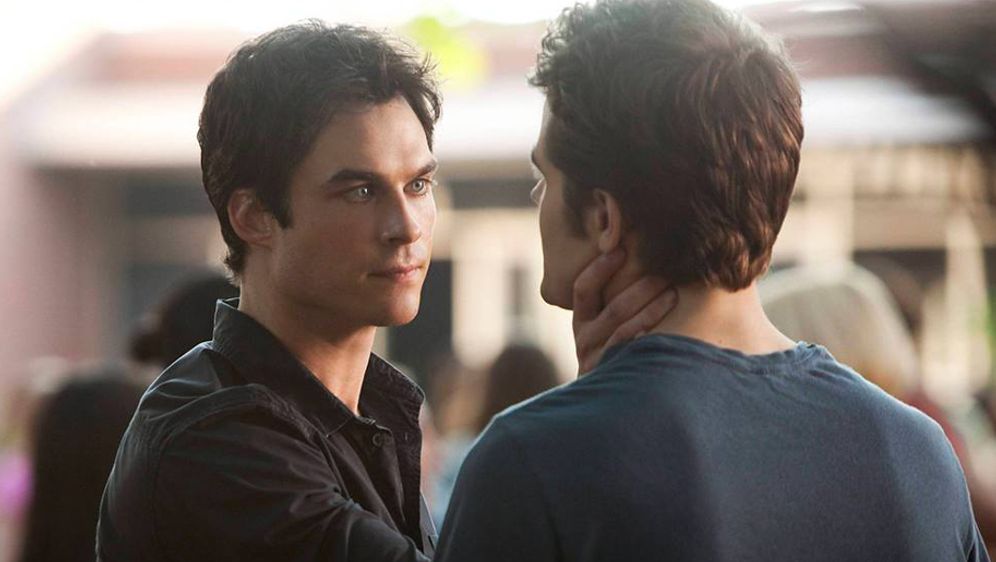 Vampire Diaries Mit Staffel 7 Damon Muss Stefan Beschutzen Sixx