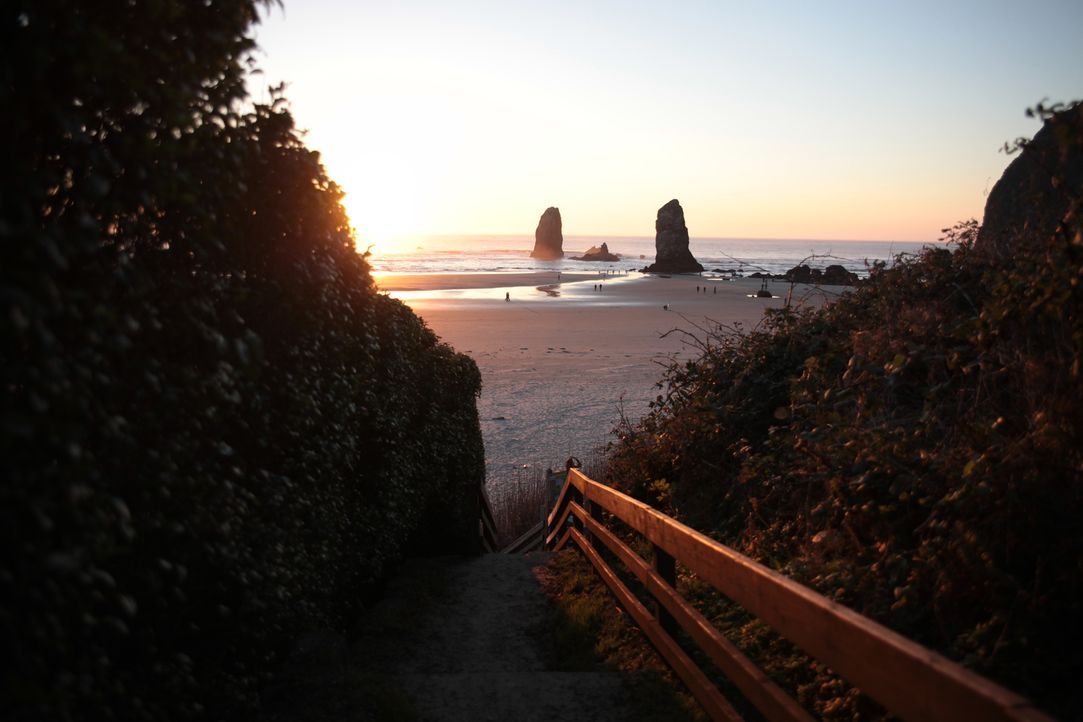 Dem stressigen Stadtleben entfliehen, morgens vom Kreischen der Möwen geweckt werden und am Abend die Sonne im Meer versinken sehen, das wünschen si... - Bildquelle: 2013,HGTV/Scripps Networks, LLC. All Rights Reserved