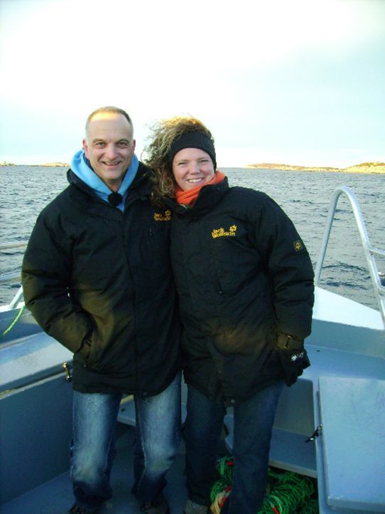 Ihr Motto lautet: Leben ist Veränderung! Birgit (r.) und Frank (l.) starten einen Neuanfang in Norwegen ... - Bildquelle: kabel eins