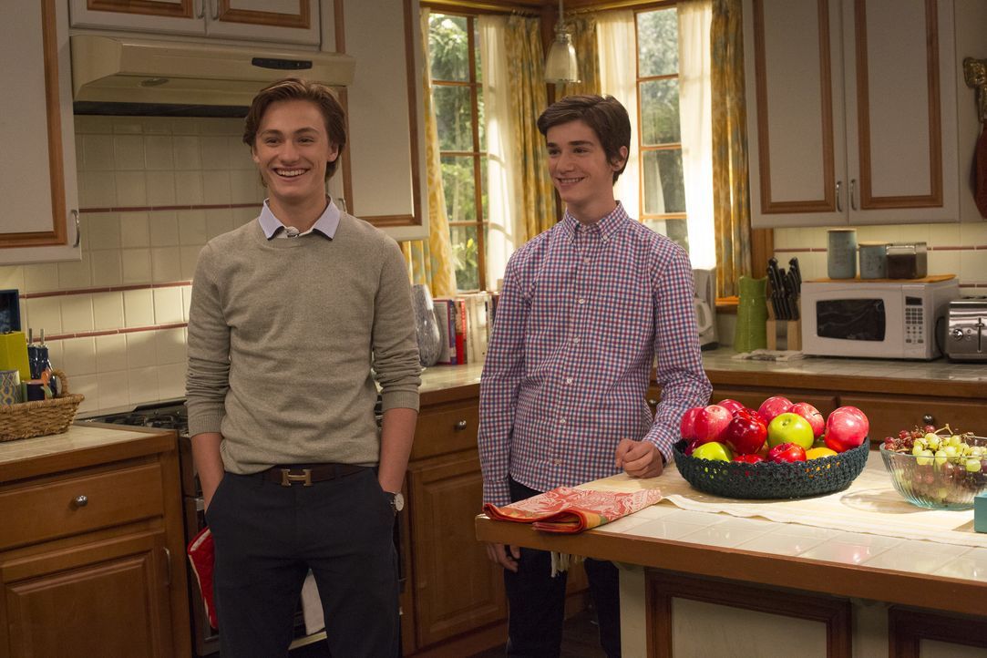 Cooper Bradford (Logan Pepper, l.); Oliver (Daniel DiMaggio, r.) - Bildquelle: Michael Ansell 2018 American Broadcasting Companies, Inc. All rights reserved. / Michael Ansell