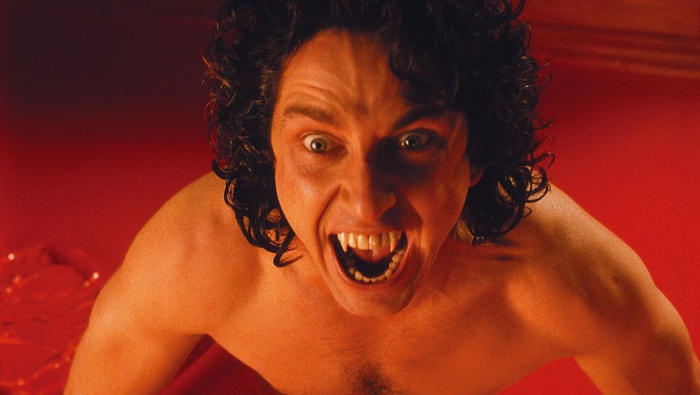 Wes Craven präsentiert Dracula - Bildquelle: Dimension Films