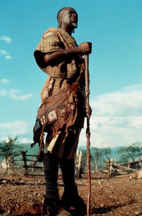 Der eingeborene Dolmetscher Samuel (John Kani) kennst sich bestens mit der afrikanischen Tierwelt aus ... - Bildquelle: Paramount Pictures