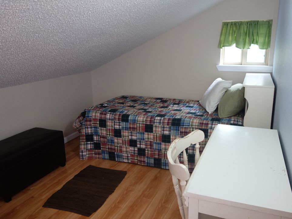 Kann man hier schöne Träume haben? Die Schlafzimmer in Pleasant Valley sagen Herman, Susan und ihren Kindern nicht richtig zu ... - Bildquelle: 2015,HGTV/Scripps Networks, LLC. All Rights Reserved