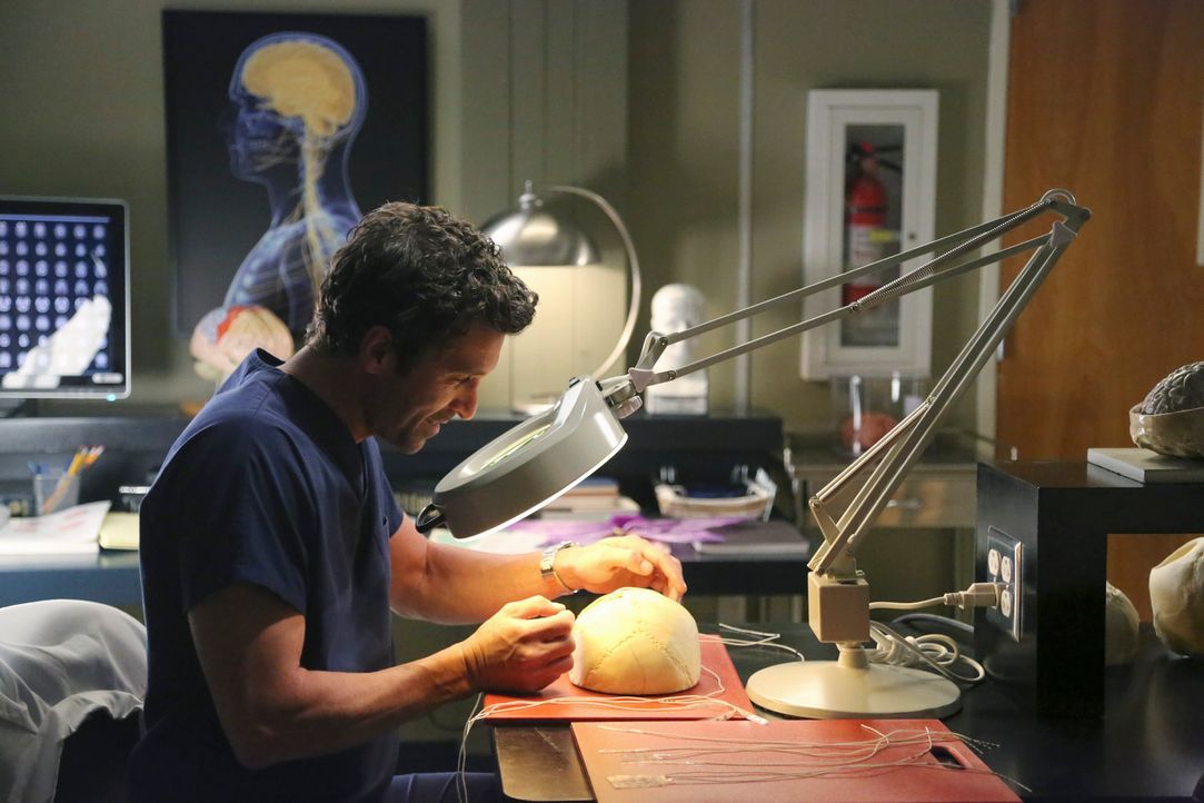 Am Abend vor Halloween entdeckt Derek (Patrick Dempsey) zufällig eine neue Operationsmethode ... - Bildquelle: ABC Studios