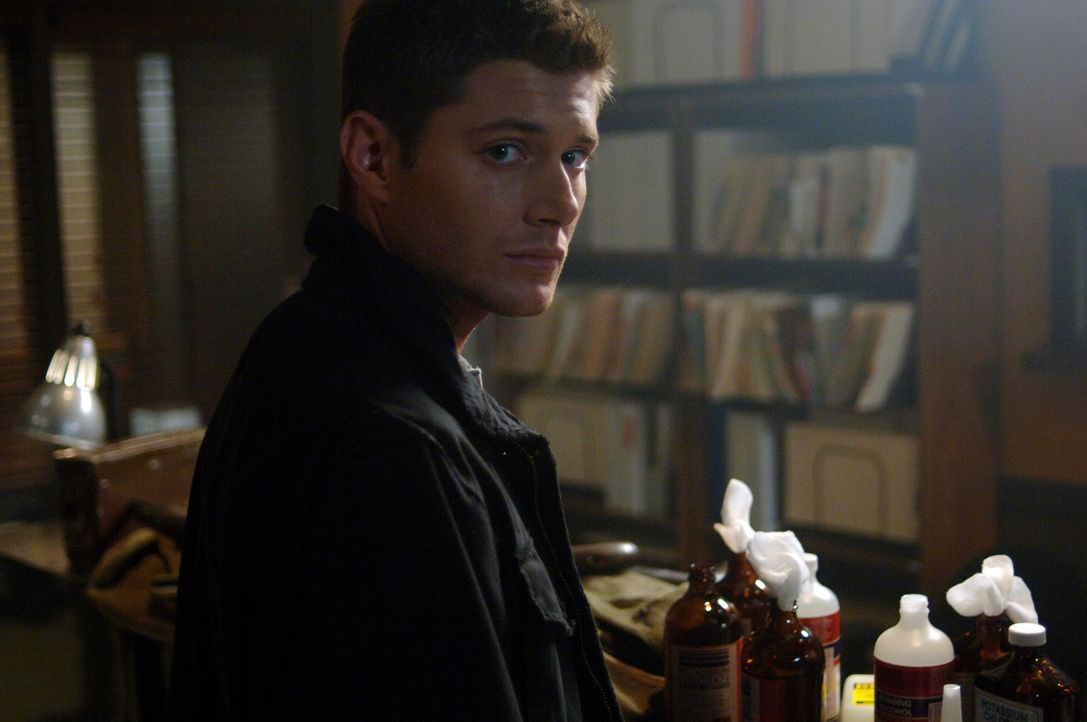 Dean (Jensen Ackles) hat keine Zeit mehr zu verlieren, denn hinter dem Virus steckt ein gemeiner Dämon ... - Bildquelle: Warner Bros. Television