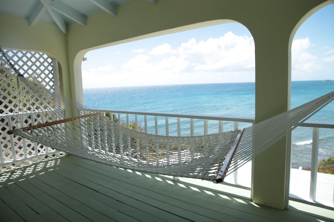 Ein Ferienhaus in der Karibik! Das ist der große Traum von Jay und Barbara, aber wird die Immobilienmaklerin Amy Land-de Wilde das passende Haus für... - Bildquelle: 2014, HGTV/Scripps Networks, LLC. All Rights Reserved.
