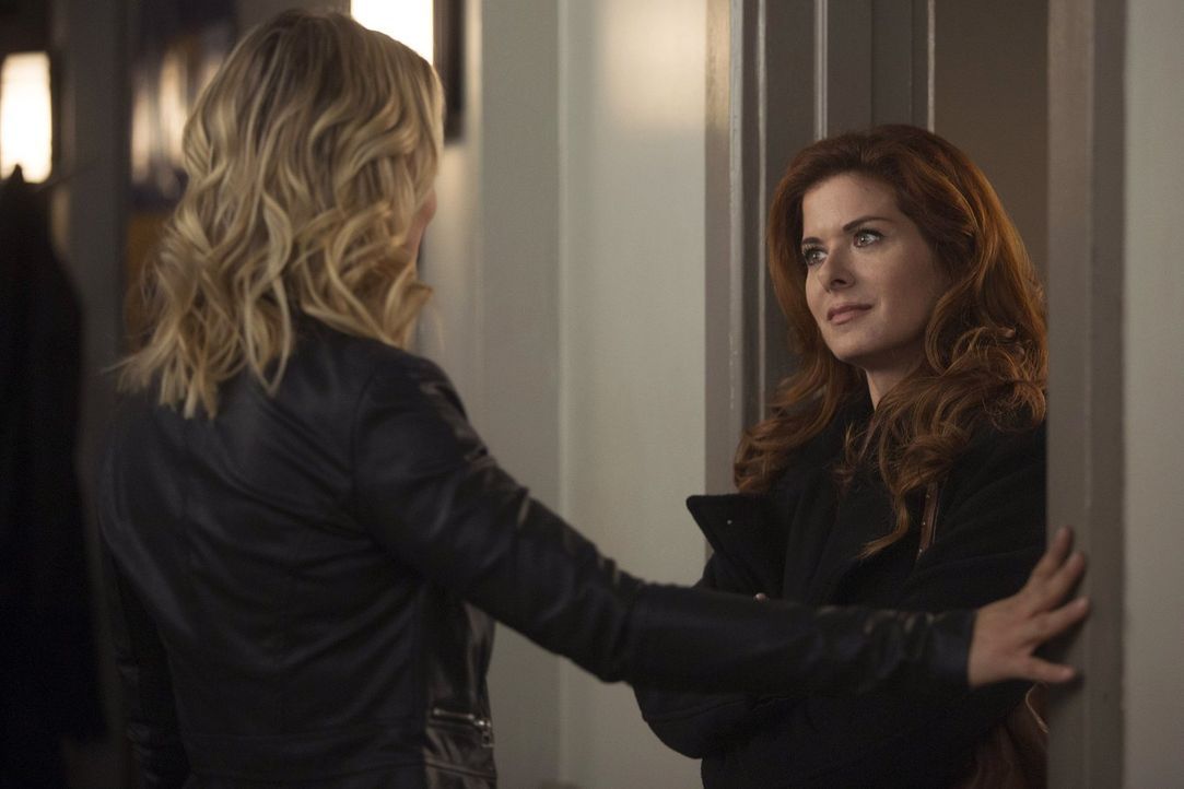 Müssen gemeinsam in einem neuen Fall ermitteln: Angela (Anastasia Griffith, l.) und Laura (Debra Messing, r.) ... - Bildquelle: Warner Bros. Entertainment, Inc.
