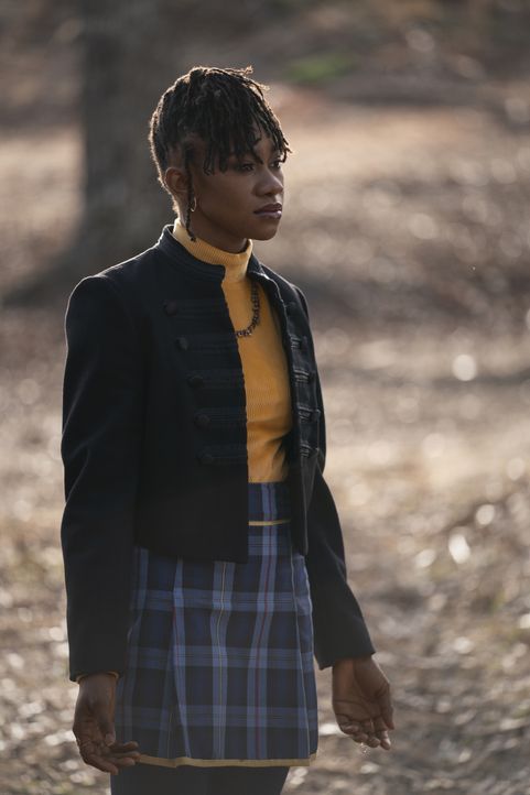 Cleo (Omono Okojie) - Bildquelle: 2021 The CW Network, LLC. All rights reserved.