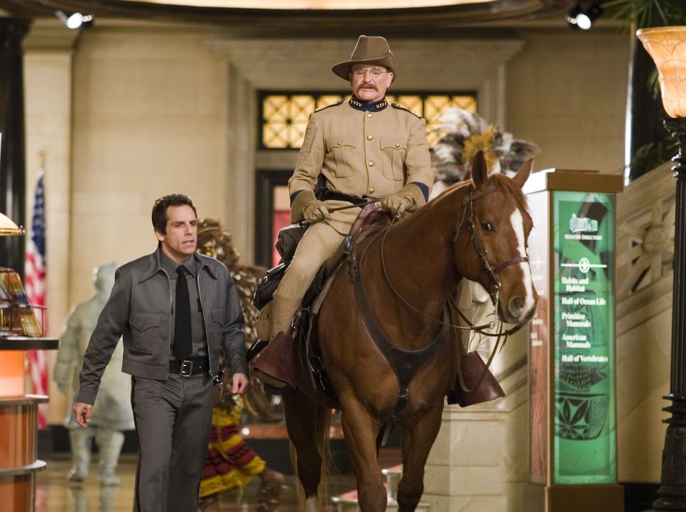 Larry Daley (Ben Stiller, l.); Teddy Roosevelt (Robin Williams, r.) - Bildquelle: 2006 Twentieth Century Fox Film Corporation. All rights reserved.