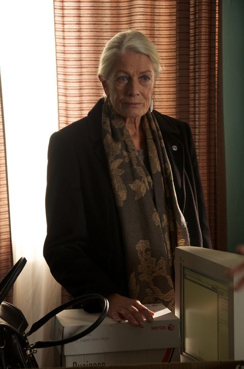 Die Rechtsanwältin Madeleine Rees (Vanessa Redgrave) ist die Leiterin des Büros in Bosnien und Gleichstellungs-Expertin für den United Nations High... - Bildquelle: 2010 Whistleblower (Gen One) Canada Inc. and Barry Films GmbH