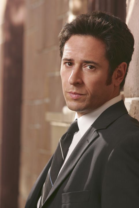 (1. Staffel) - Mit Herz und Seele Special Agent beim FBI: Don Eppes (Rob Morrow) ... - Bildquelle: Paramount Network Television