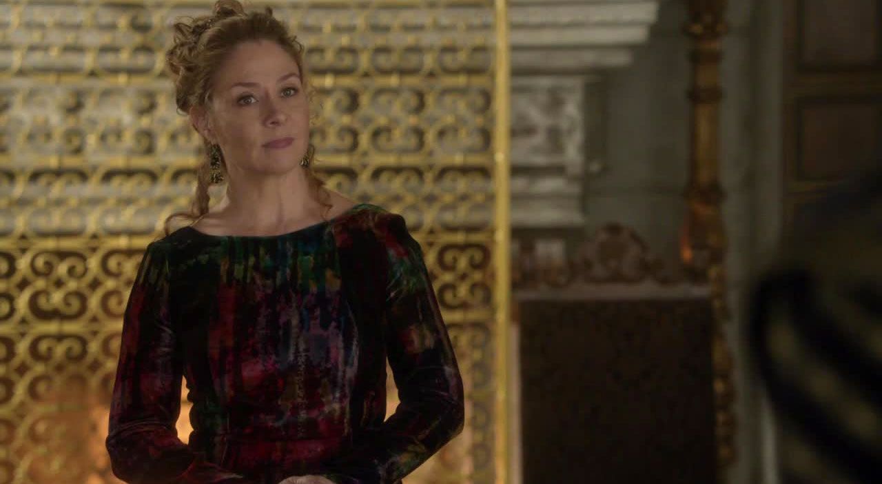 Die Königin ist verwirrt - Bildquelle: 2014 The CW Network. All Rights Reserved.