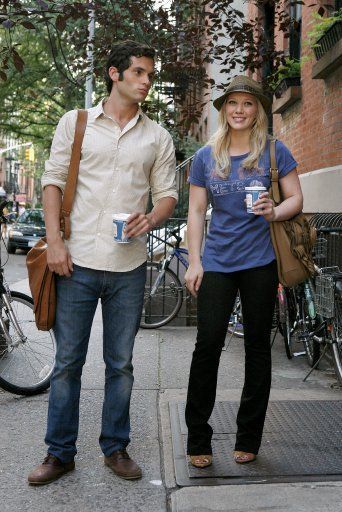 Hillary Duff bei Gossip Girl - Dan's Freundin? - Bildquelle: Warner Bros.