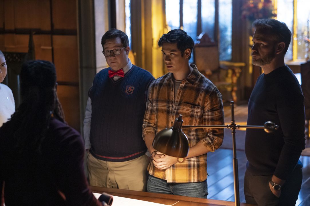 (v.l.n.r.) Wade (Elijah B. Moore); Jed (Ben Levin); Alaric Saltzman (Matthew Davis) - Bildquelle: 2021 The CW Network, LLC. All rights reserved.