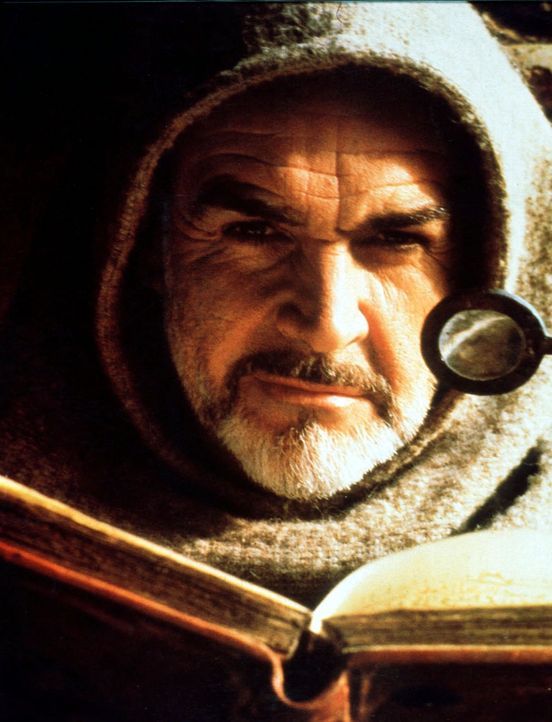In der Bibliothek des Benediktinerklosters, macht William von Baskerville (Sean Connery) eine interessante Entdeckung ... - Bildquelle: Constantin Film