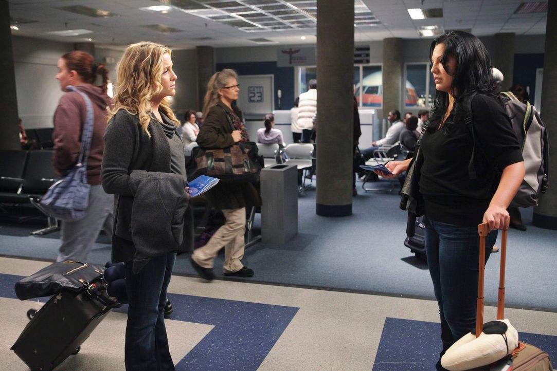 Haben sich ihren Abschied am Flughafen anderes vorgestellt: Arizona (Jessica Capshaw, l.) und Callie (Sara Ramirez, r.) ... - Bildquelle: ABC Studios