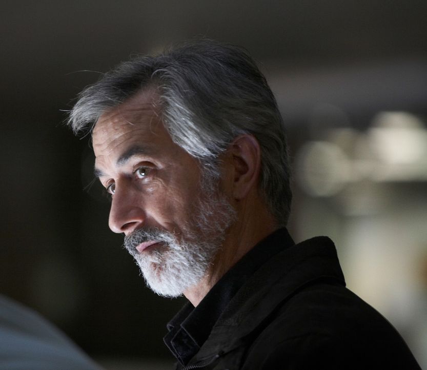 Als Kathryn der Zugang zu ihrem Büro untersagt wird, hat sie ein großes Problem, denn genau dort hat sie alle Beweismittel, die Peter Ward (David St... - Bildquelle: 2010 Whistleblower (Gen One) Canada Inc. and Barry Films GmbH