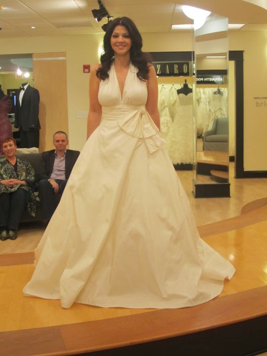 Hat Brittany Carreon endlich ihr perfektes Hochzeitskleid gefunden? - Bildquelle: TLC & Discovery Communications