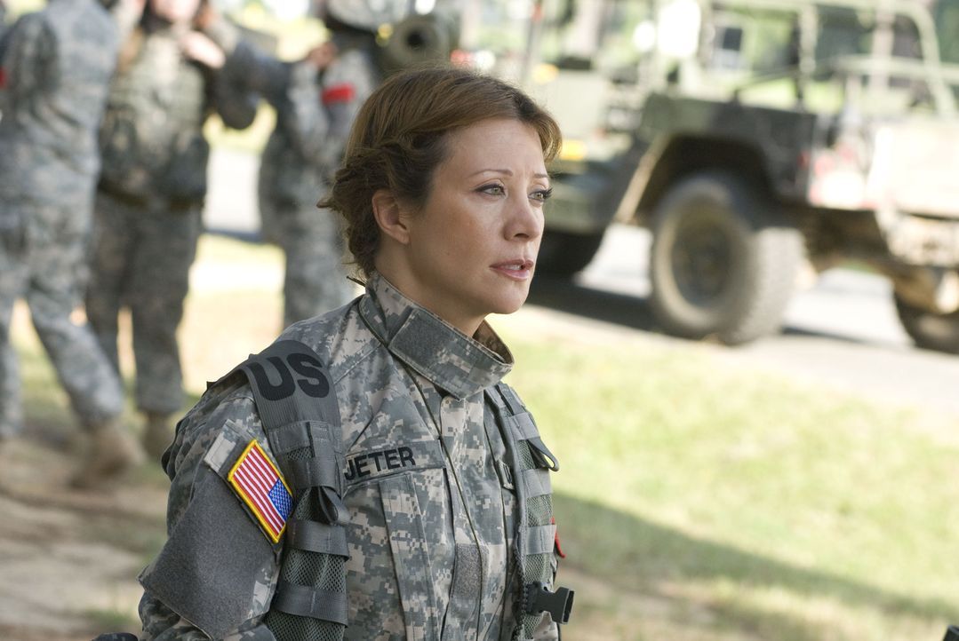Der ehemalige Sergeant Jeter (Cheri Oteri) verspricht Megan bei der letzten Mission eine niederschmetternde Niederlage ... - Bildquelle: 2007 MAJOR PRODUCTIONS, INC.
