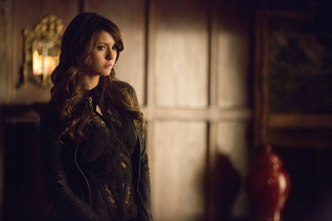 Wie lange wird es Katherine (Nina Dobrev) noch gelingen, Elena zu unterdrücken? - Bildquelle: Warner Brothers