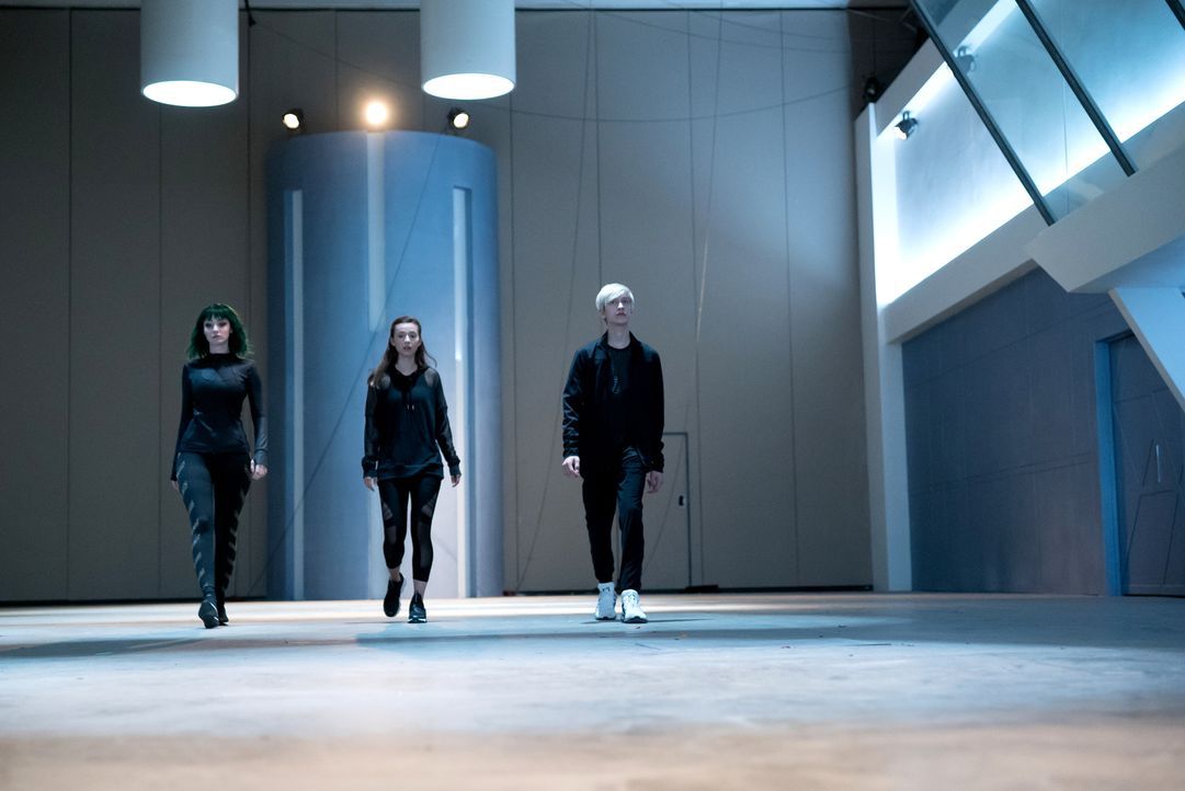 (v.l.n.r.) Polaris (Emma Dumont); Twist (Anjelica Bette Fellini); Andy Strucker (Percy Hynes White) - Bildquelle: 2018-2019 Fox and its related entities.  All rights reserved.  MARVEL TM &   2017 MARVEL