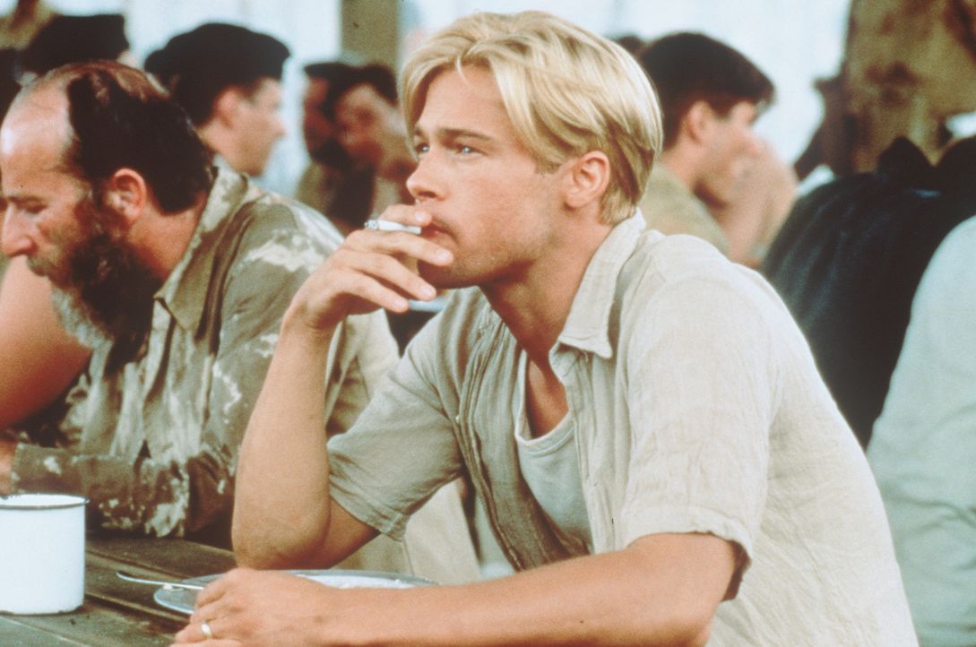 In britischer Gefangenschaft schmiedet Heinrich Harrer (Brad Pitt) unentwegt Fluchtpläne ... - Bildquelle: TriStar Pictures