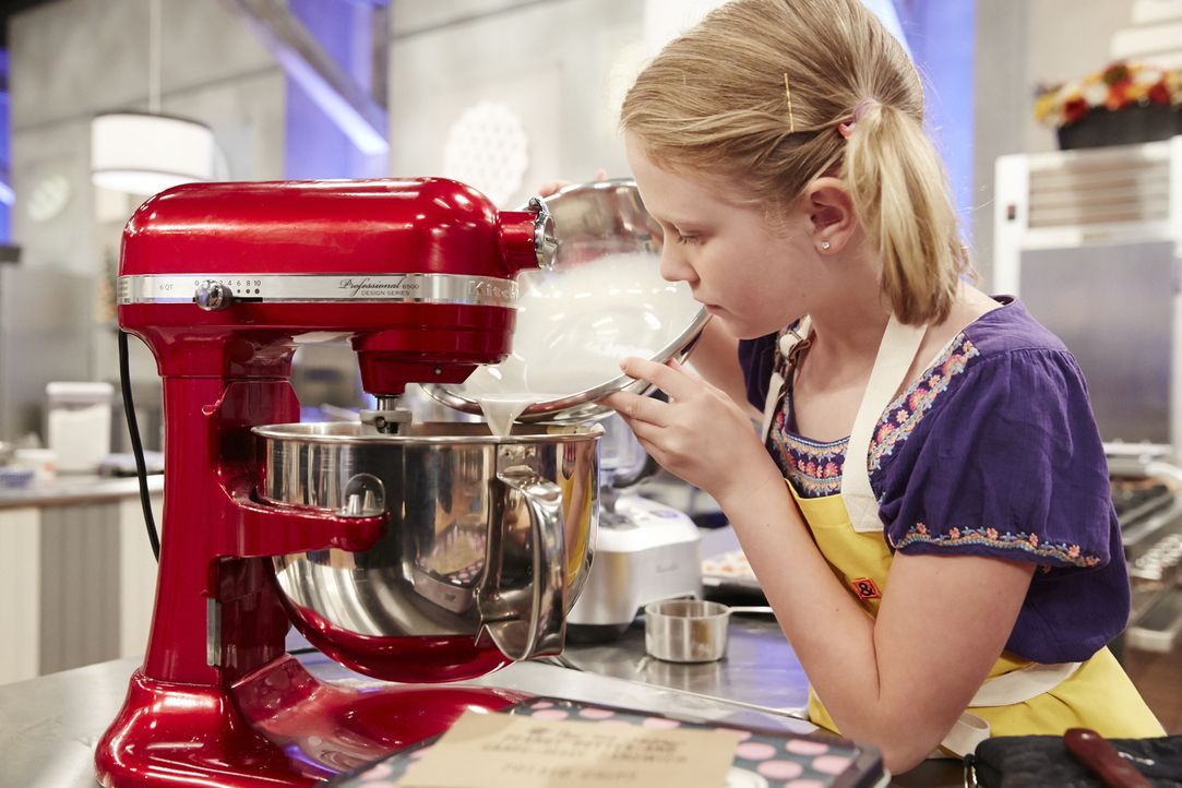 Jane muss kreativ werden, wenn sie in dieser Challenge punkten will ... - Bildquelle: Greg Gayne 2015, Television Food Network, G.P. All Rights Reserved