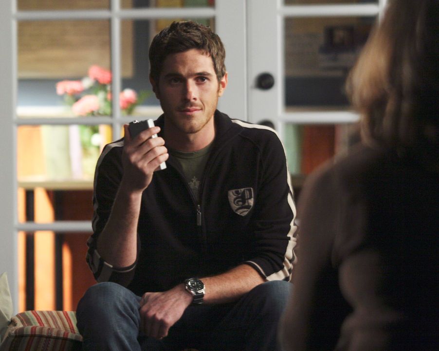 Justin (Dave Annable) macht während seines Entzugsprogramms gute Fortschritte ... - Bildquelle: Disney - ABC International Television