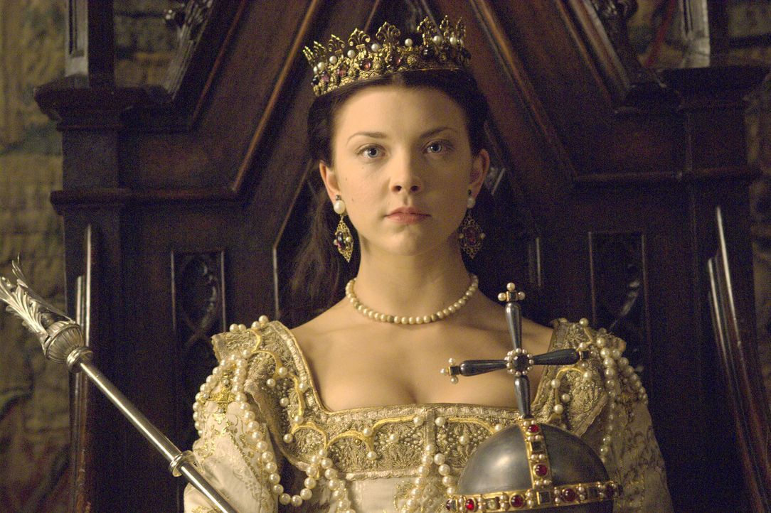 Endlich hat es Anne Boleyn (Natalie Dormer) geschafft. Sie ist König Henrys Ehefrau und somit Königin von England ... - Bildquelle: 2008 TM Productions Limited and PA Tudors II Inc. All Rights Reserved.
