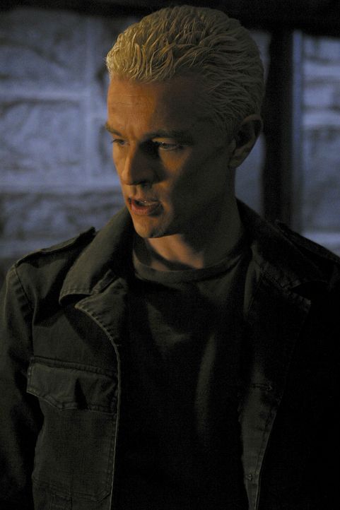 Die Initiative hat beschlossen, Spike (James Marsters) den Chip zu entfernen. - Bildquelle: TM +   Twentieth Century Fox Film Corporation. All Rights Reserved.