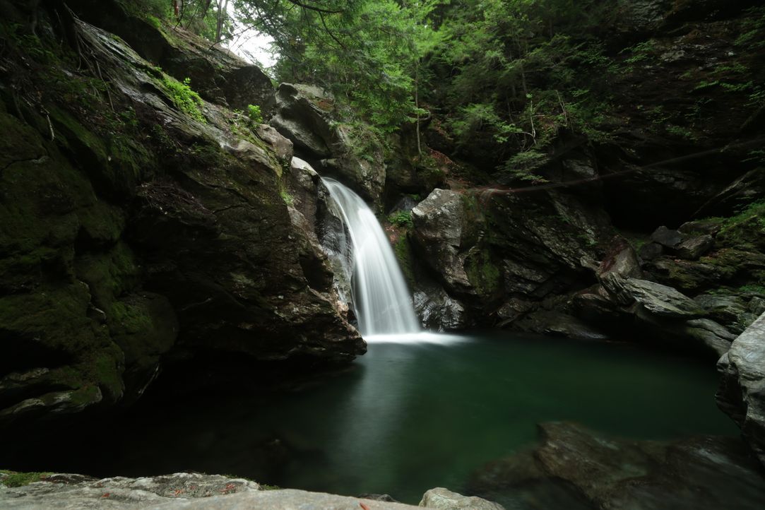 Ein wahres Naturparadies sind die Bingham Falls in Vermont, USA ... - Bildquelle: 2016, The Travel Channel, L.L.C. All Rights Reserved.