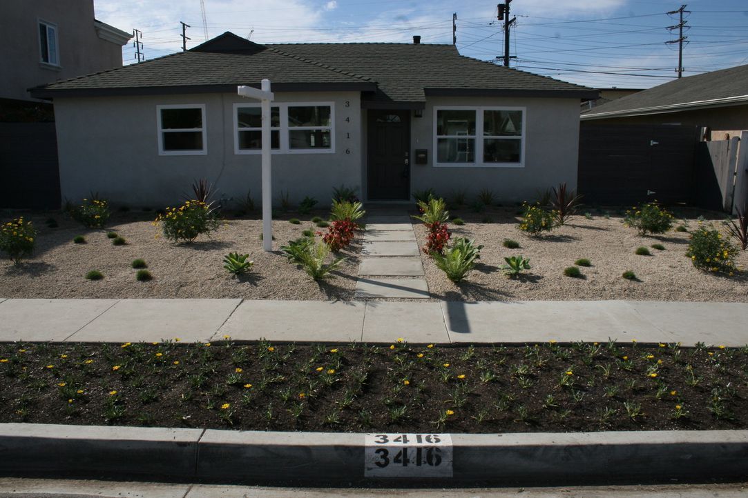 Tarek und Christina werden auf ein Haus in Torrance, Kalifornien aufmerksam, doch das Haus ist in einem sehr schlechten Zustand. Werden sich die Mak... - Bildquelle: 2015,HGTV/Scripps Networks, LLC. All Rights Reserved