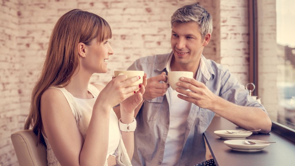 Paula kommt - Erstes Date: Fragen und gute Gesprächsthemen zum Flirten
