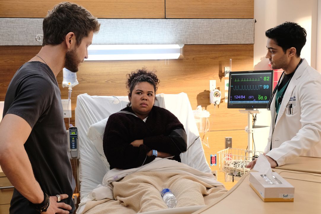 (v.l.n.r.) Dr. Conrad Hawkins (Matt Czuchry); Marisol Garcia (Melissa DuPrey); Dr. Devon Pravesh (Manish Dayal) - Bildquelle: 2018-2019 Twentieth Century Fox Film Corporation. All rights reserved.