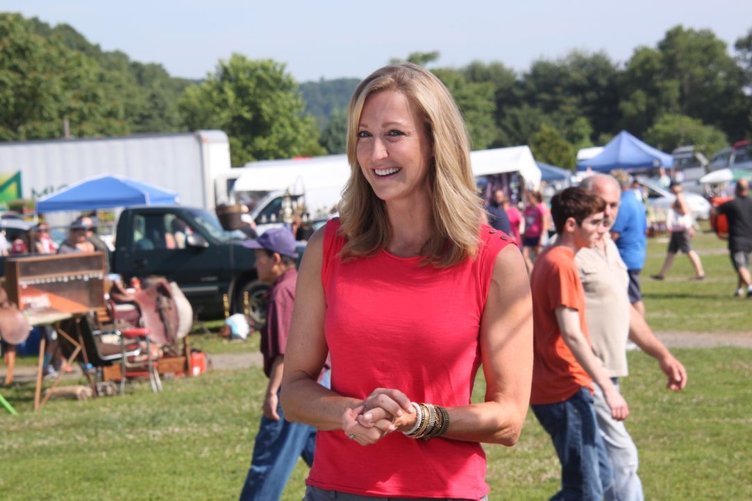 Lara Spencer - Bildquelle: 2015, Great American Country/Scripps Networks, LLC. All Rights Reserved.