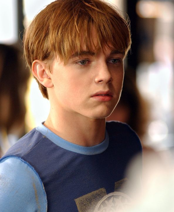 Nach dem Tod seiner Eltern zieht Bradin (Jesse McCartney) gemeinsam mit seinen Geschwistern zu seiner Tante. Ein neues Leben beginnt ... - Bildquelle: CBS Television