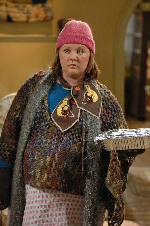 Natürlich steht Sookie (Melissa McCarthy) ihrer Freundin Lorelai zur Seite, als diese spontan einen Junggesellinnenabschied für ihre Mutter veransta... - Bildquelle: 2004 Warner Bros.