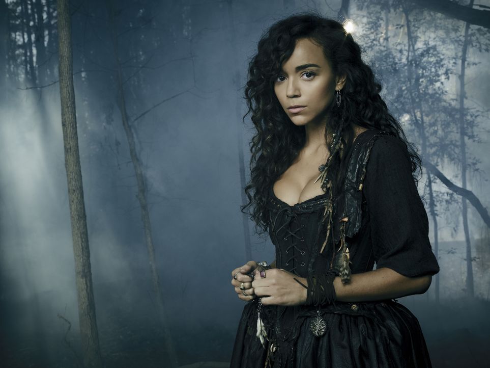 (2. Staffel) - Macht bei dem Sohn ihrer Meisterin einige sonderbaren Beobachtungen: Tituba (Ashley Madekwe) ... - Bildquelle: 2015 Fox and its related entities. All rights reserved.