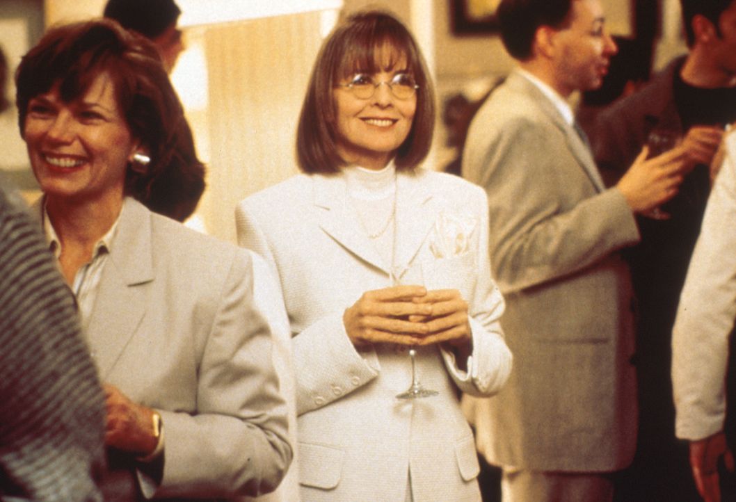 Als Annie (Diane Keaton, M.) von ihrem Mann wegen einer jüngeren Frauen verlassen wurde, will sie nur noch eins, nämlich Rache ... - Bildquelle: Paramount Pictures