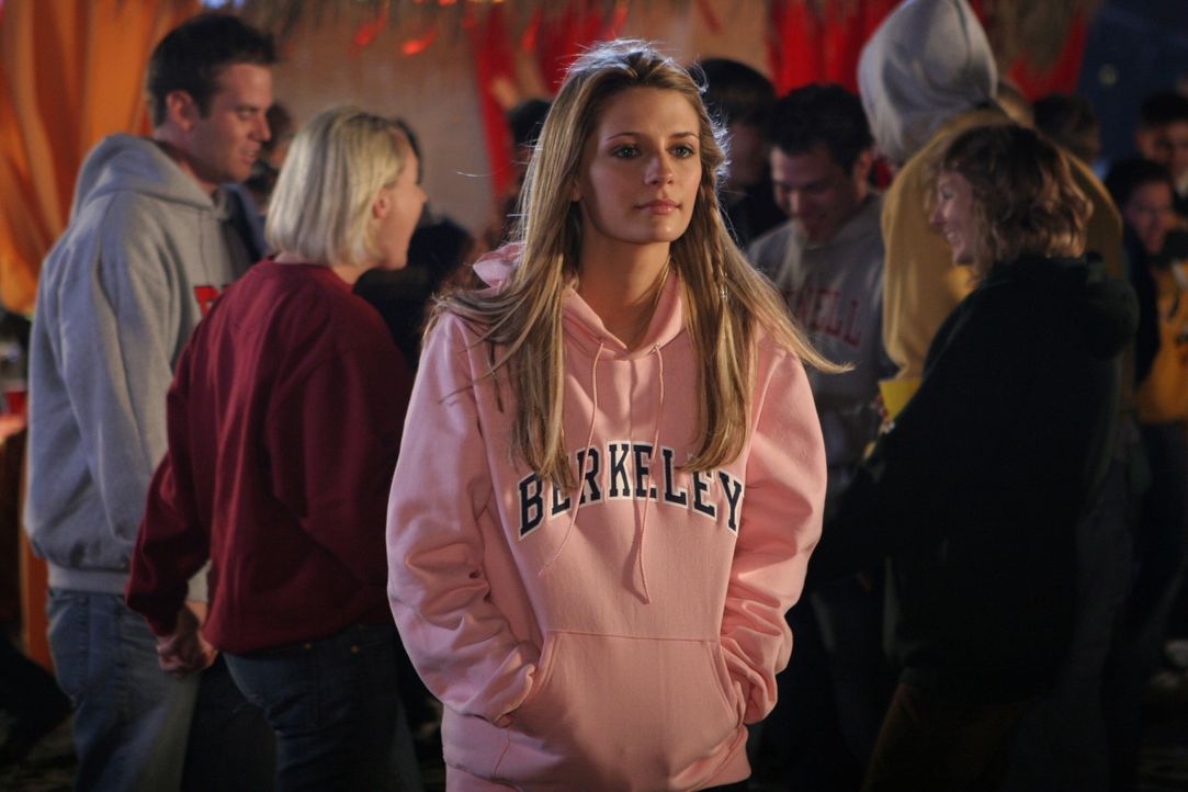 Kann sich doch noch dazu entscheiden, auf die "College Sweatshirt Party" zu gehen: Marissa (Mischa Barton) ... - Bildquelle: Warner Bros. Television