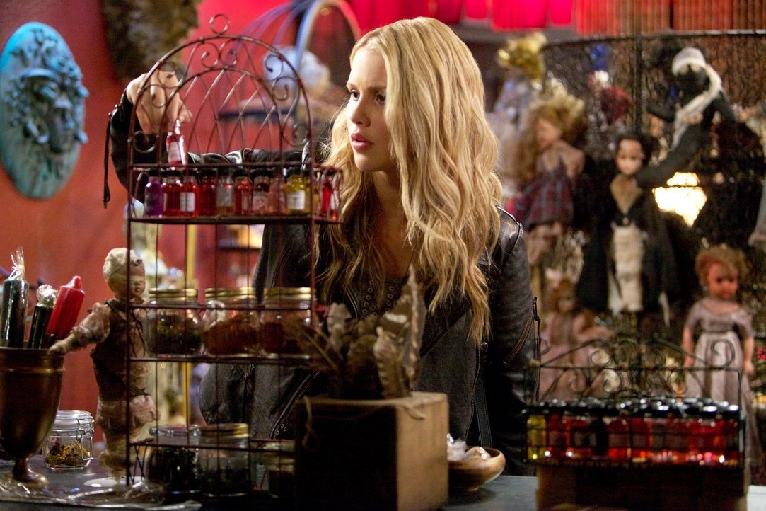 Wird Rebekah (Claire Holt) Hayley und das ungeborene Kind wirklich im Stich lassen? - Bildquelle: Warner Bros. Television