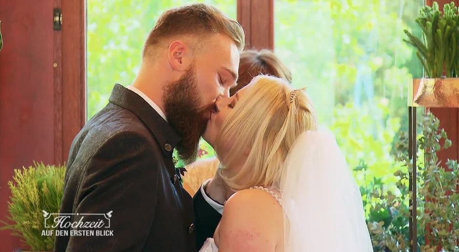 Hochzeit Auf Den Ersten Blick Video Staffel 5 Episode 4 Die Melodie Der Liebe Sixx