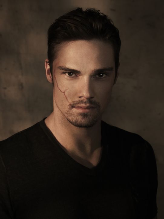 (1. Staffel) - Hegt ein unglaubliches Geheimnis: Dr. Vincent Keller (Jay Ryan) ... - Bildquelle: 2012 The CW Network, LLC. All rights reserved.